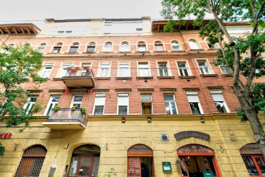 Nefelejcs Near The Keleti Railway Station Apartment Budapest Bagian luar foto